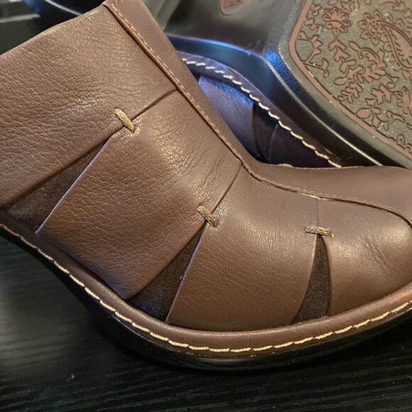 Sofft brown leather mules size 7.5 - Picture 5 of 5